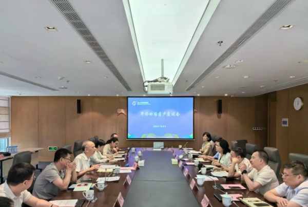 省僑聯黨組成員、副主席周松一率隊來溫調研